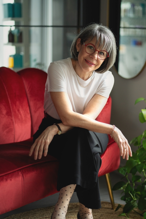 Lyne Allard, Assistante-Coiffure