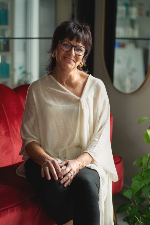 Nathalie Arseneault, Coiffure