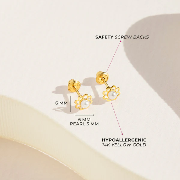 Boucles d'oreilles classiques en or 14k motif fleur et perle - IN SEASON JEWELRY