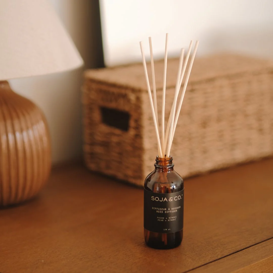 Diffuseur à roseaux | Poire + Hinoki - SOJA&CO