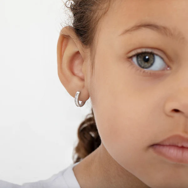 Boucles d'oreilles créoles serties de zirconiums cubiques - IN SEASON JEWELRY